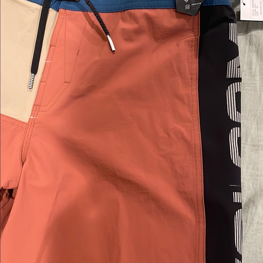 Volcom Men's Multi-Color Swim Shorts - Picture 4 of 5